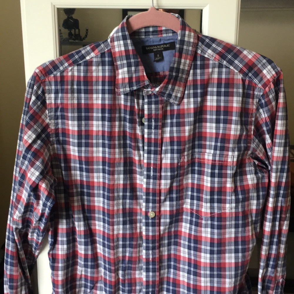 Banana Republic Soft Wash size S Shirt